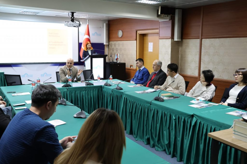 Seminar on “Cultural Identity in India: Historical and Contemporary Aspects” was held with the presentation of Prof. Dr. Laura Yerekesheva, Faculty of Oriental Studies, Al-Farabi Kazakh National University.